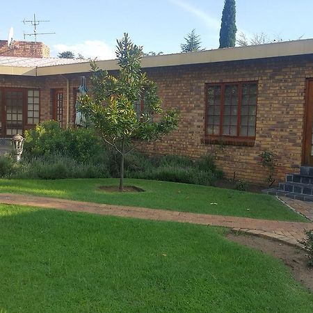 Albatross B&B Benoni Exterior photo